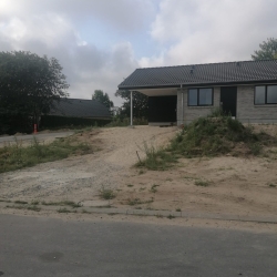 Belægning af ny indkørsel